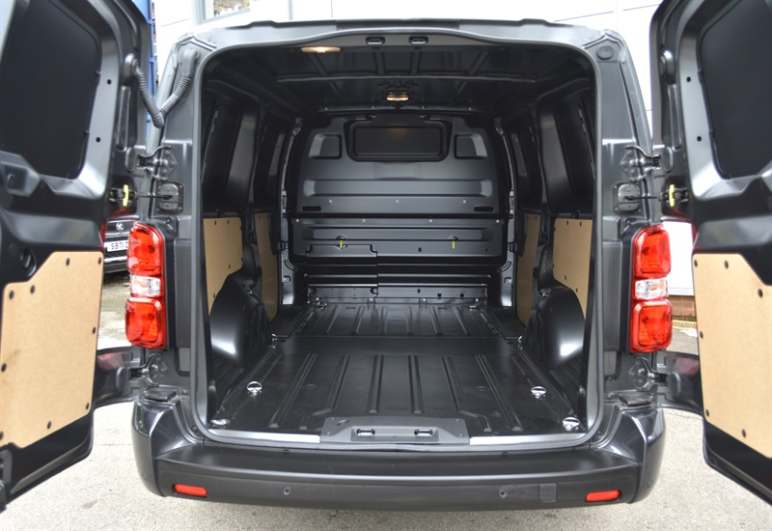 2.0 Turbo D 3100 Pro XL Panel Van 6dr Diesel Manual LWB H1 Euro 6 (145 ps)