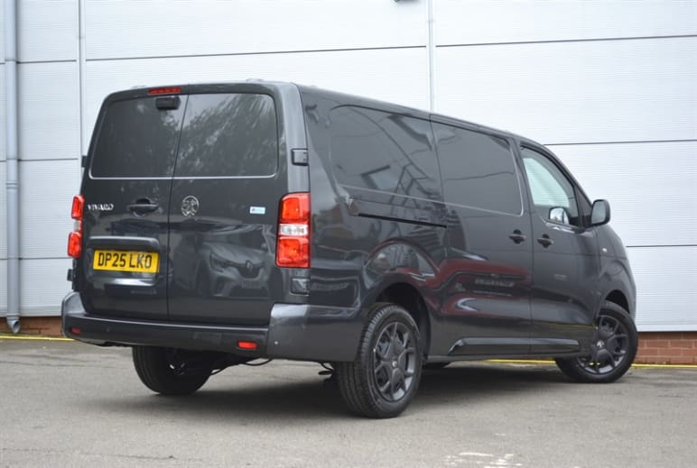 2.0 Turbo D 3100 Pro XL Panel Van 6dr Diesel Manual LWB H1 Euro 6 (145 ps)