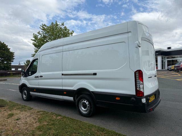 350 L4 H3 2.0 130 PS RWD A/C
