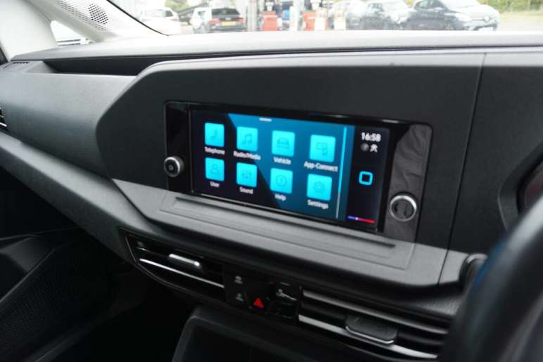 2.0 TDI Life Euro 6 (s/s) 5dr