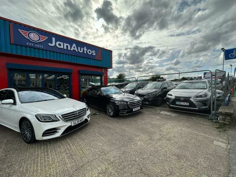 2.0 TDI BlueMotion Tech Executive DSG Euro 6 (s/s) 5dr Electric Doors+Nav+Camera+Ulez