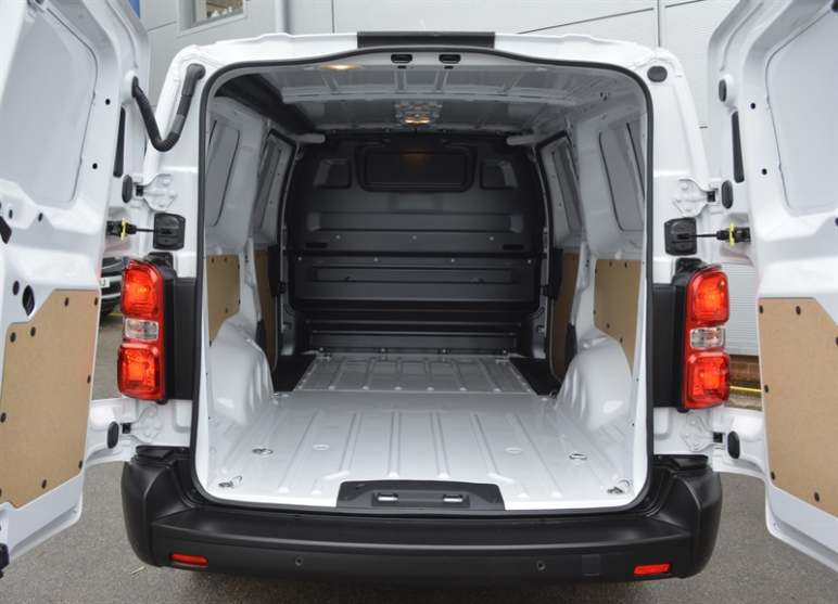 2.0 Turbo D 3100 Prime XL Panel Van 6dr Diesel Manual LWB H1 Euro 6 (145 ps)