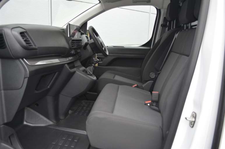 2.0 Turbo D 3100 Prime XL Panel Van 6dr Diesel Manual LWB H1 Euro 6 (145 ps)