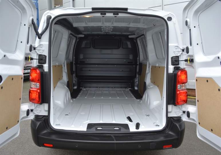 2.0 Turbo D 3100 Prime XL Panel Van 6dr Diesel Manual LWB H1 Euro 6 (145 ps)