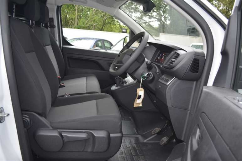 2.0 Turbo D 3100 Prime XL Panel Van 6dr Diesel Manual LWB H1 Euro 6 (145 ps)