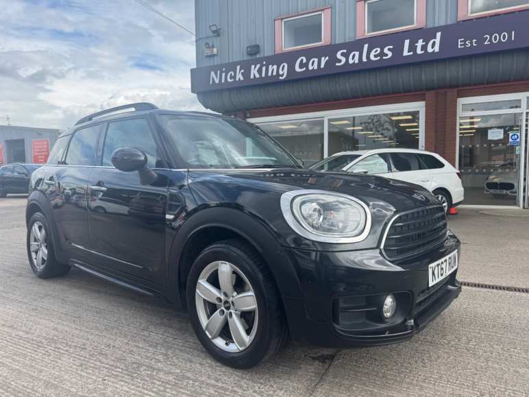 MINI COUNTRYMAN