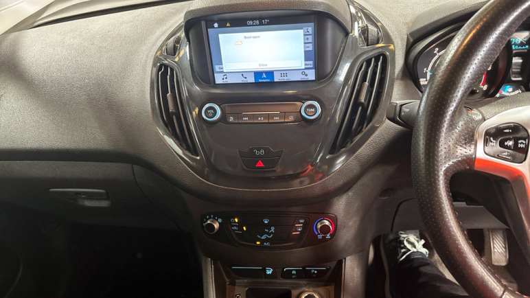 Ford Transit Courier 2020