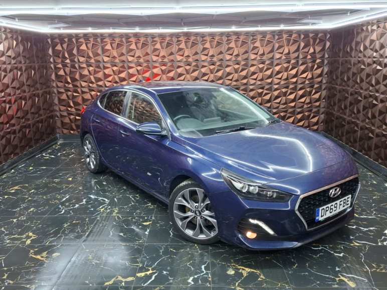 HYUNDAI I30 FASTBACK