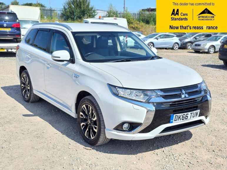 MITSUBISHI OUTLANDER