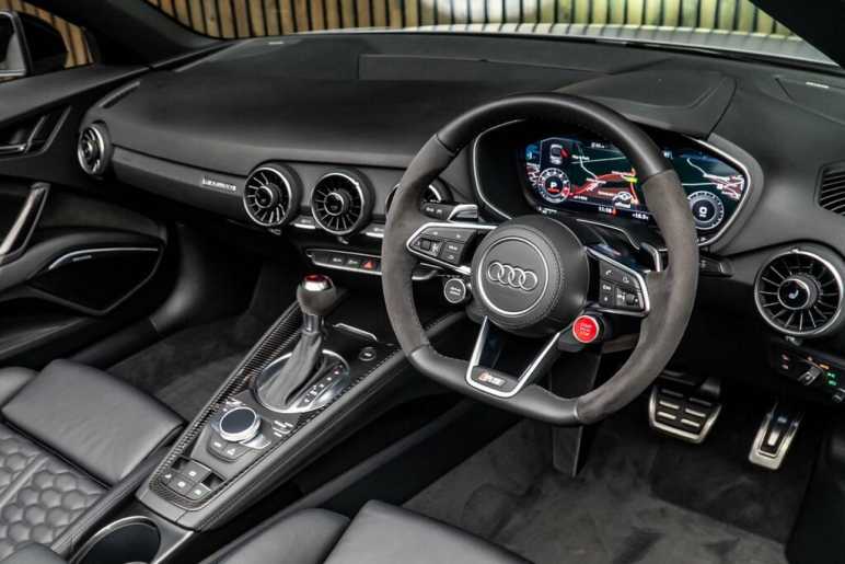 TT RS Sport Edition TFSI Quattro Semi-Auto