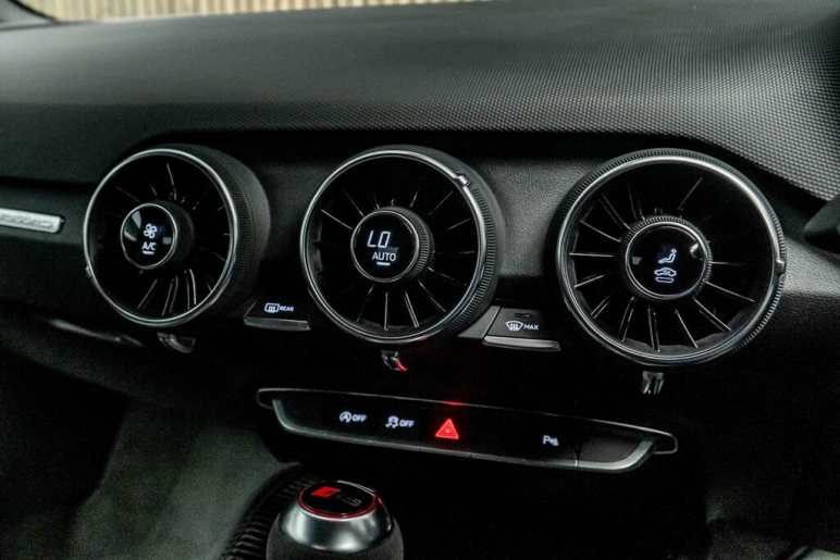 TT RS Sport Edition TFSI Quattro Semi-Auto