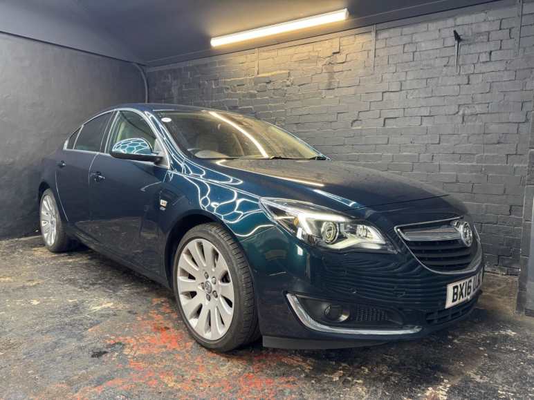 VAUXHALL INSIGNIA