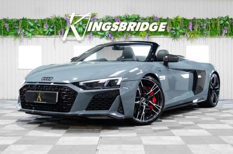 5.2 FSI V10 Performance Carbon Black Spyder 2dr Pe
