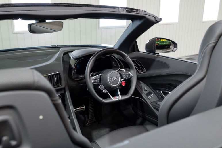 5.2 FSI V10 Performance Carbon Black Spyder 2dr Pe