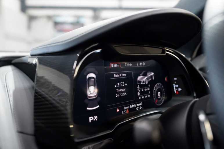 5.2 FSI V10 Performance Carbon Black Spyder 2dr Pe