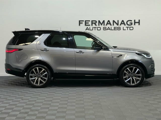 3.0 D300 MHEV Dynamic SE SUV 5dr Diesel Auto 4WD E