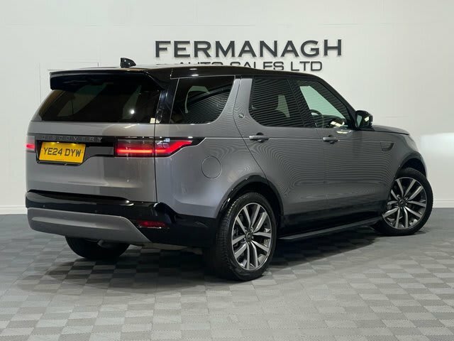 3.0 D300 MHEV Dynamic SE SUV 5dr Diesel Auto 4WD E
