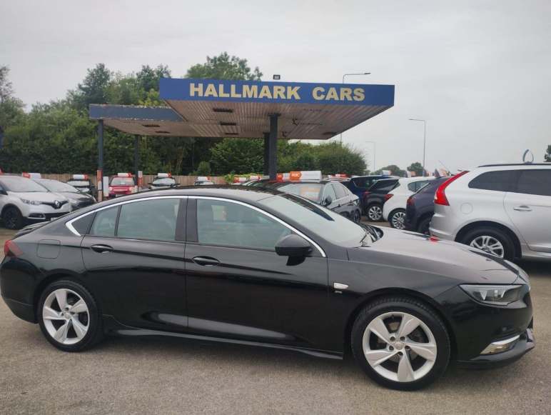 VAUXHALL INSIGNIA