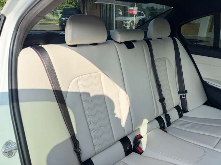 3.0 BiTurbo Competition Saloon 4dr Petrol Steptron