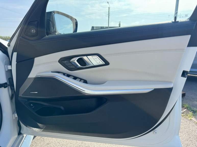 3.0 BiTurbo Competition Saloon 4dr Petrol Steptron