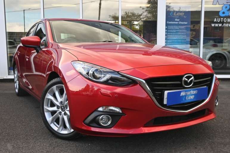 MAZDA 3