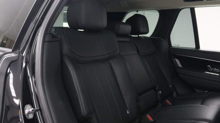 3.0 P400 MHEV HSE SUV 5dr Petrol Auto 4WD Euro 6 (