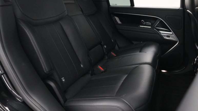 3.0 P400 MHEV HSE SUV 5dr Petrol Auto 4WD Euro 6 (
