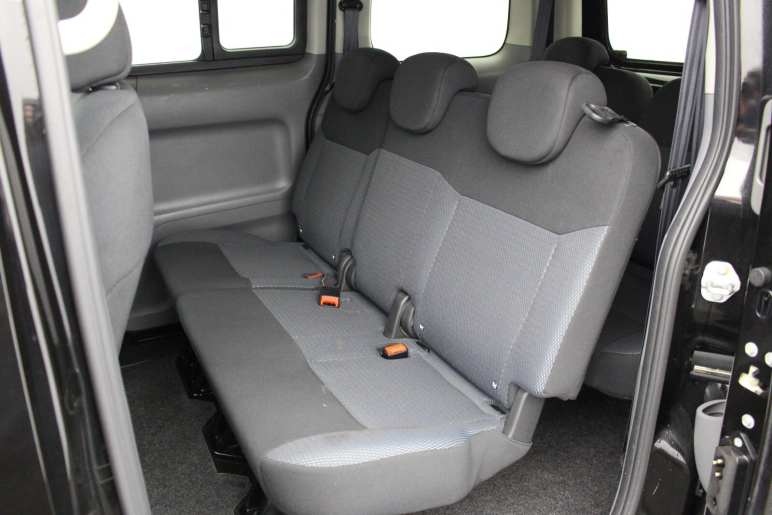 E-Nv200 Evalia Electric Estate
