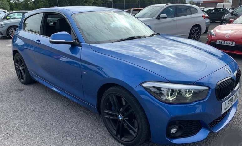BMW 1 SERIES