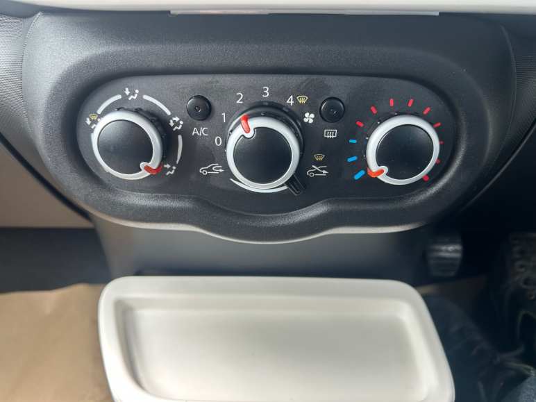 1.0 SCE Dynamique 5dr [Start Stop]