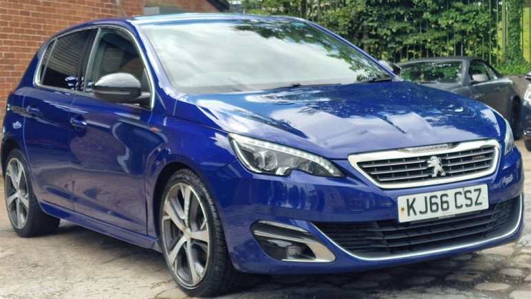 PEUGEOT 308