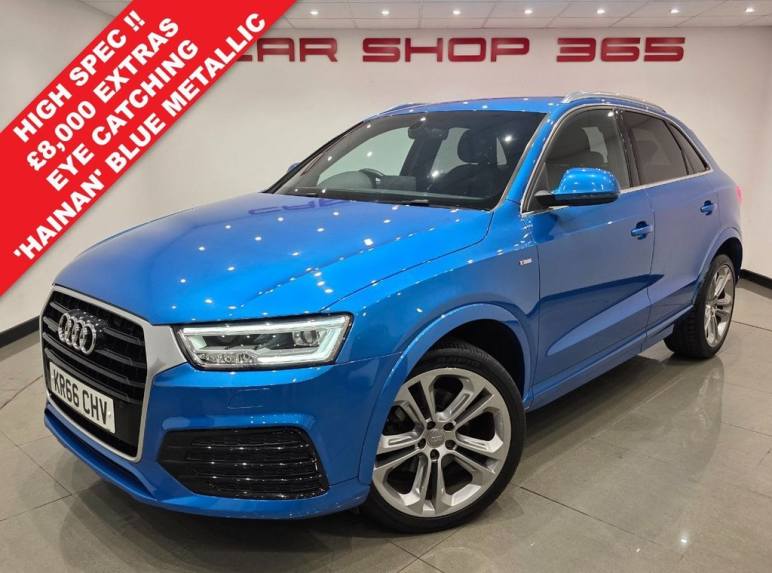 AUDI Q3