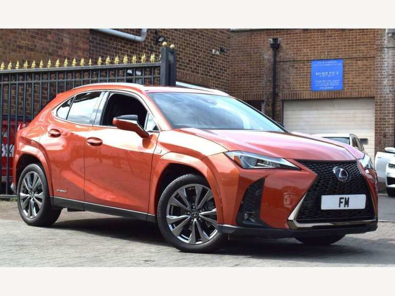 LEXUS UX