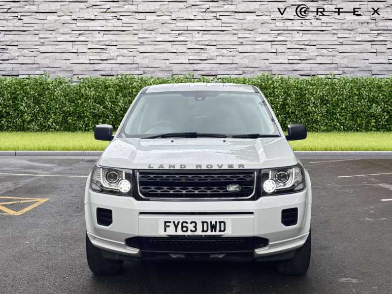 2.2 Freelander Black & White TD4 Auto 4WD 5dr