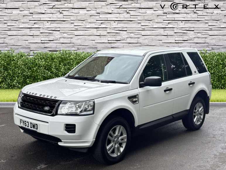 2.2 Freelander Black & White TD4 Auto 4WD 5dr