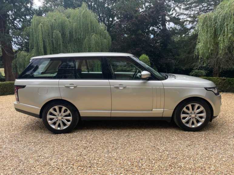 LAND ROVER RANGE ROVER