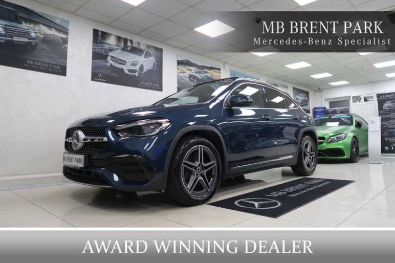 MERCEDES-BENZ GLA