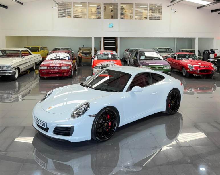 Porsche 911