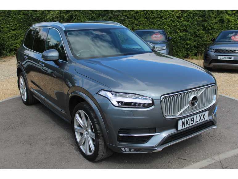 VOLVO XC90
