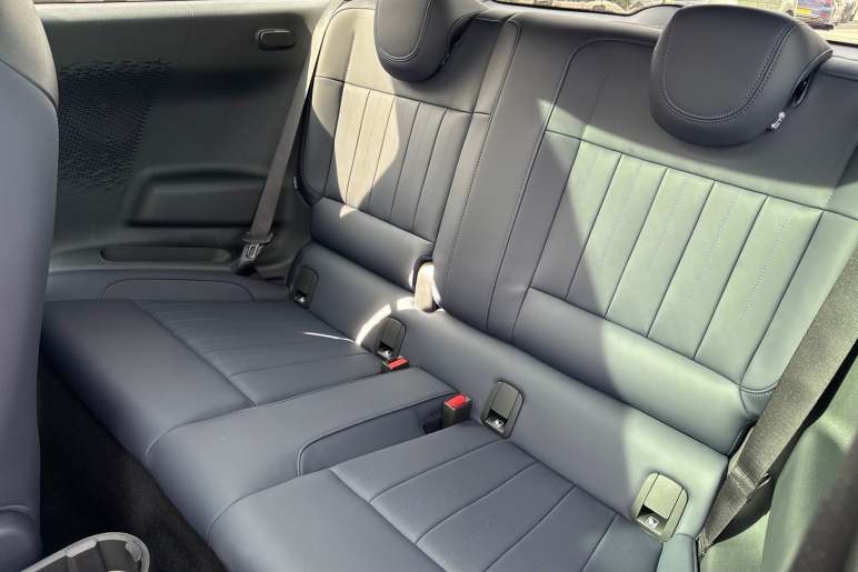 Electric Hatchback SE Exclusive