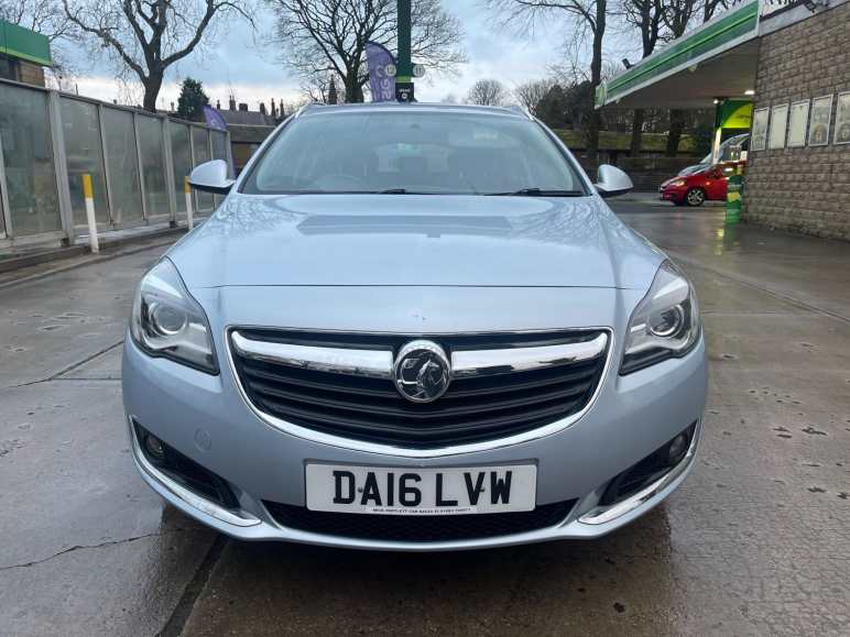 VAUXHALL INSIGNIA