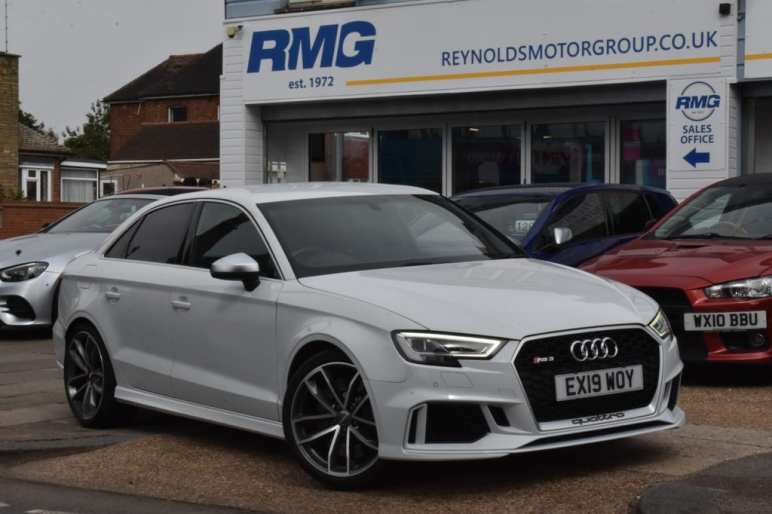 AUDI RS3