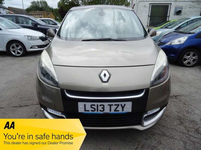 1.5 dCi Dynamique TomTom MPV 5dr Diesel Manual Eur