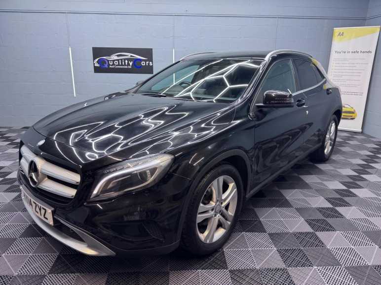 MERCEDES-BENZ GLA
