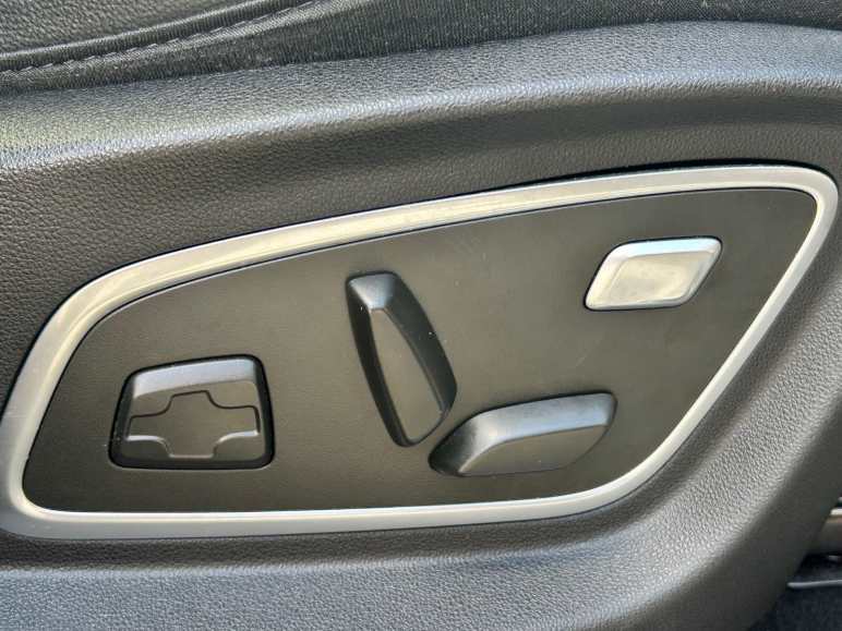 Diesel Estate Signature Nav