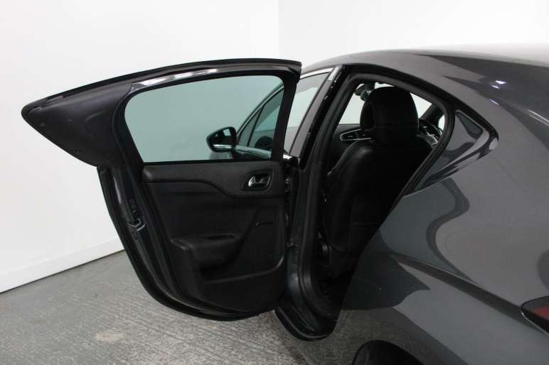 1.6 e-HDi Airdream DStyle Euro 5 (s/s) 5dr