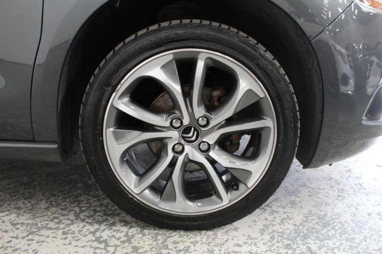 1.6 e-HDi Airdream DStyle Euro 5 (s/s) 5dr