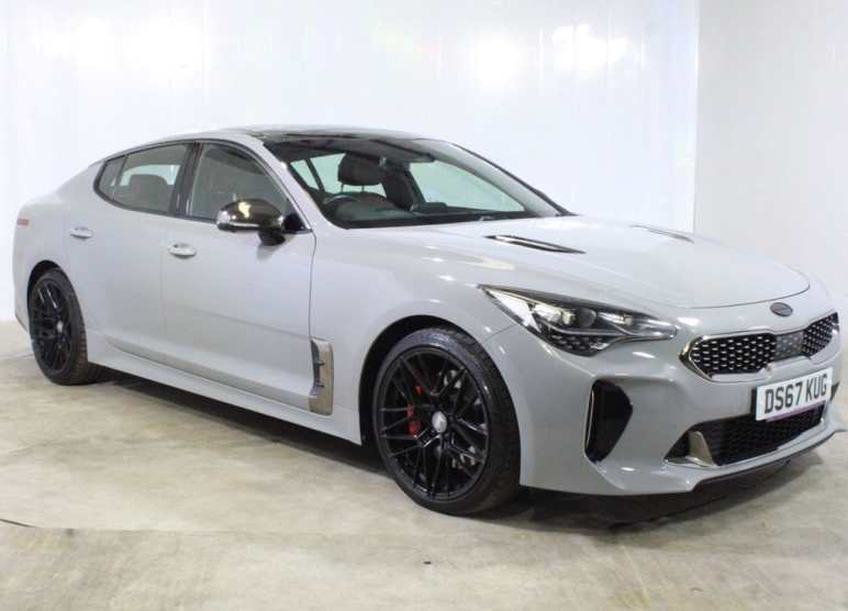 KIA STINGER