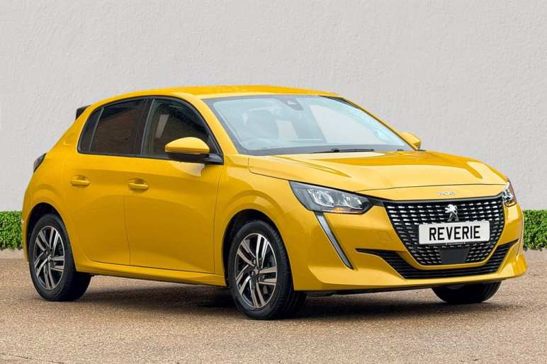 PEUGEOT 208