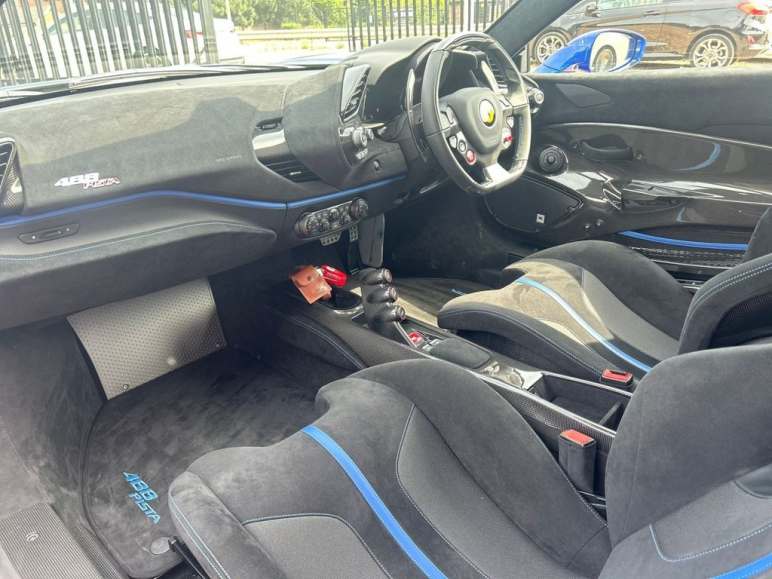 3.9T V8 Coupe 2dr Petrol F1 DCT Euro 6 (s/s) (720